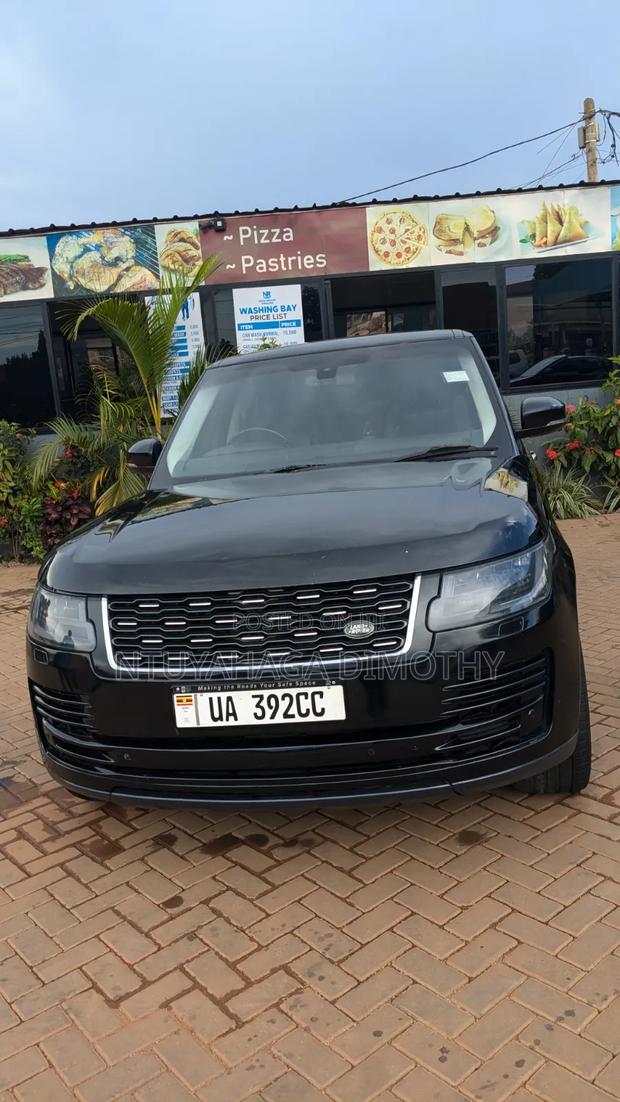 Land Rover Range Rover Vogue 2014 Black