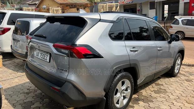 Toyota RAV4 2018 Silver