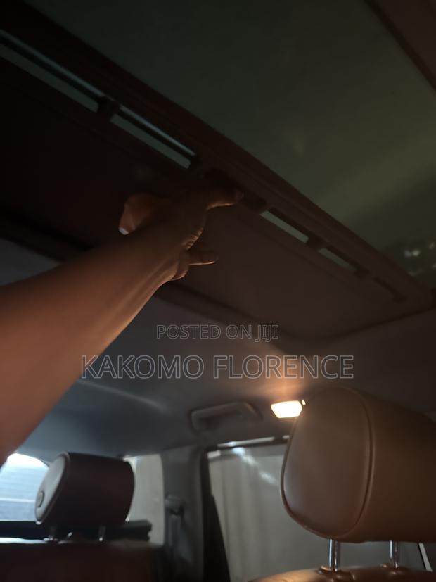 Car 2012 Black