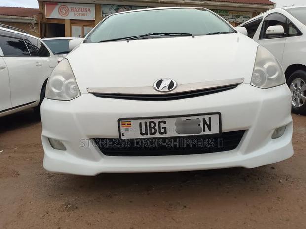 Toyota Wish 2006 White