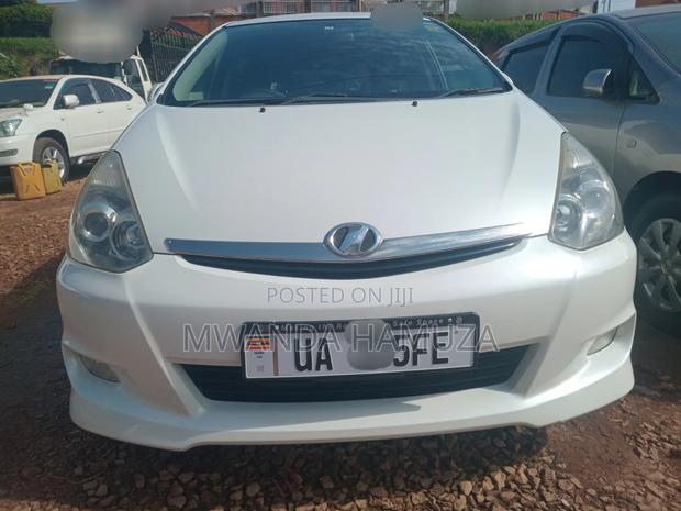 Toyota Wish 2007 White
