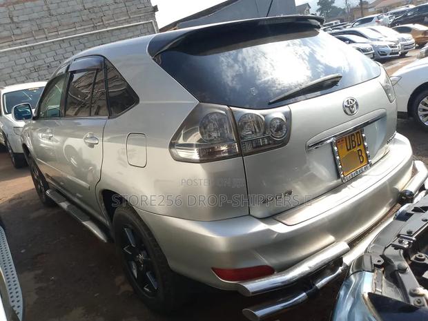 Toyota Harrier 2.4 2006 Silver