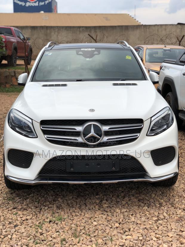 Mercedes-Benz GLE-Class GLE 350d 4MATIC 2018 White