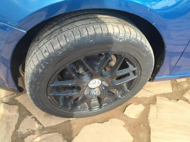 Volkswagen Golf 2005 Blue
