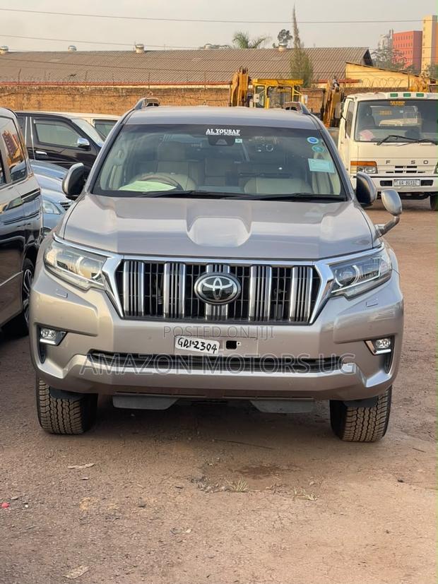Toyota Land Cruiser Prado 2.8 2018 Beige