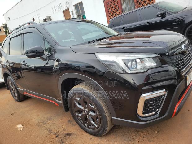 Subaru Forester Premium AWD 2020 Black