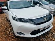 Toyota Harrier 2013 White for sale