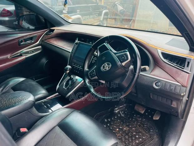 Toyota Harrier 2013 White