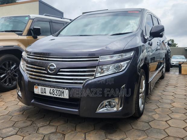 Nissan Elgrand 2015 Gray