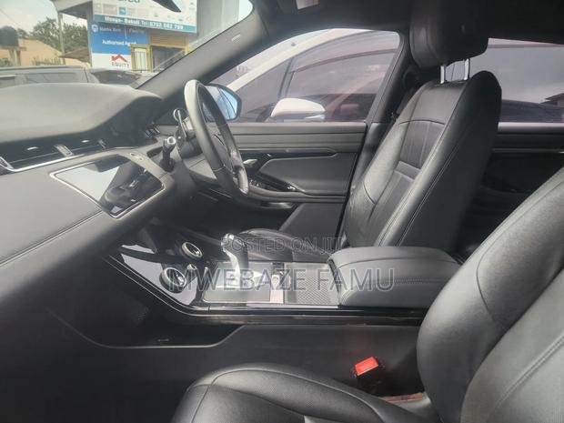 Land Rover Range Rover Evoque 2019 Silver