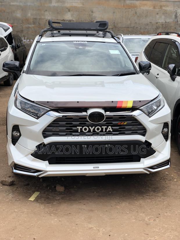 Toyota RAV4 Limited AWD 2020 White