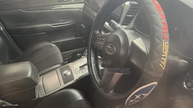 Subaru Outback 2010 Black