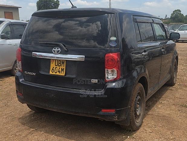 Toyota Rumion 2025 Black