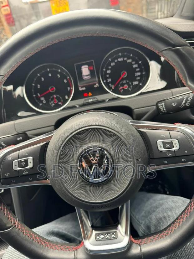 Volkswagen Golf GTI 2.0T S 2018 White