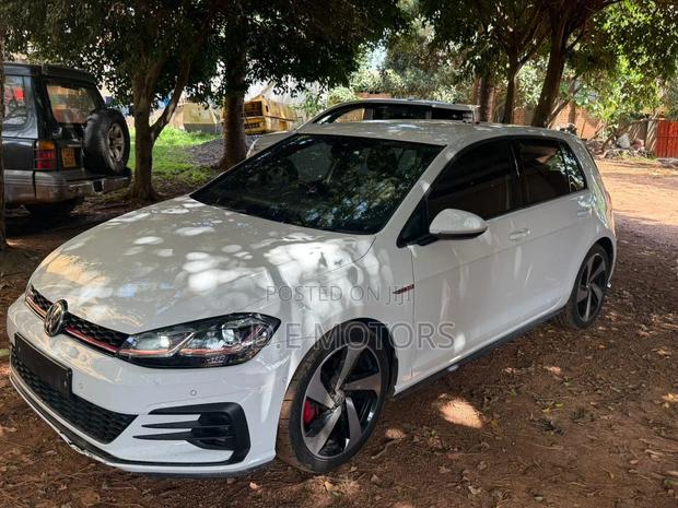 Volkswagen Golf GTI 2.0T S 2018 White