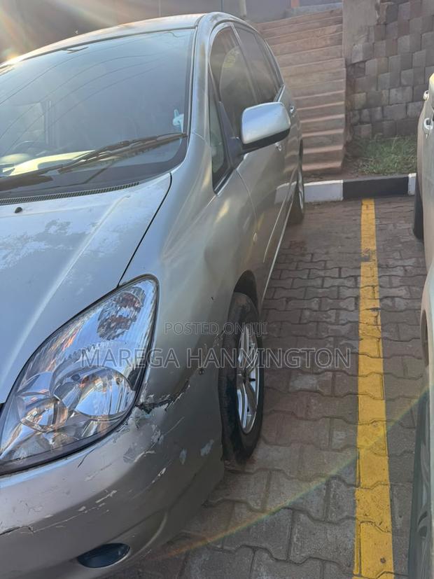 Toyota Corolla Spacio 2002 Silver