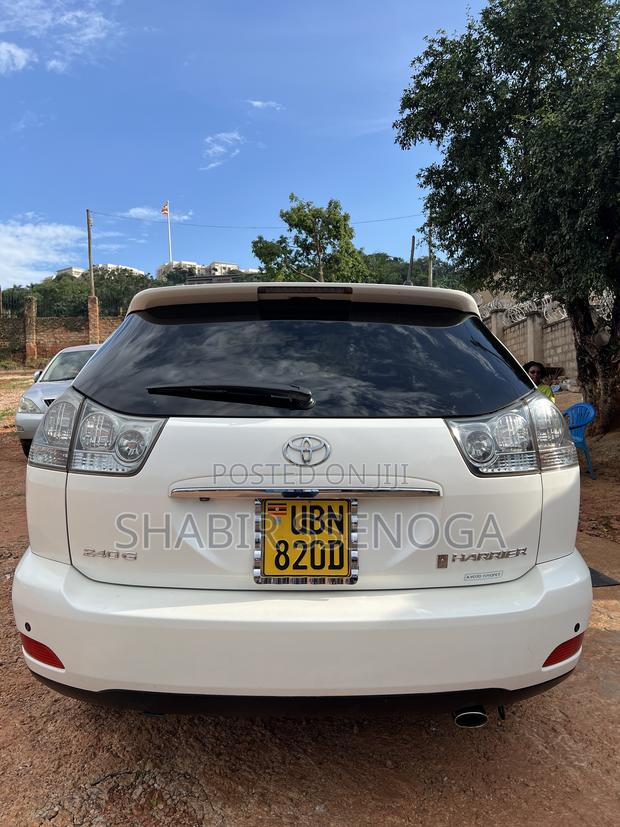 Toyota Harrier 2010 White