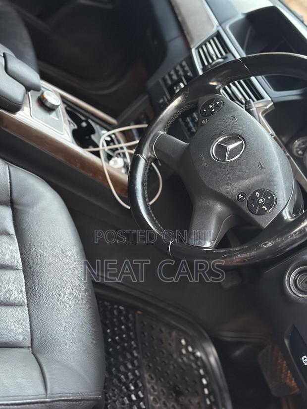 Mercedes-Benz E250 2012 Gold