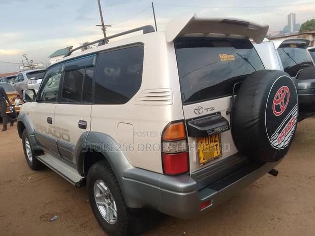 Toyota Land Cruiser Prado 3.0 TD 1998 Silver