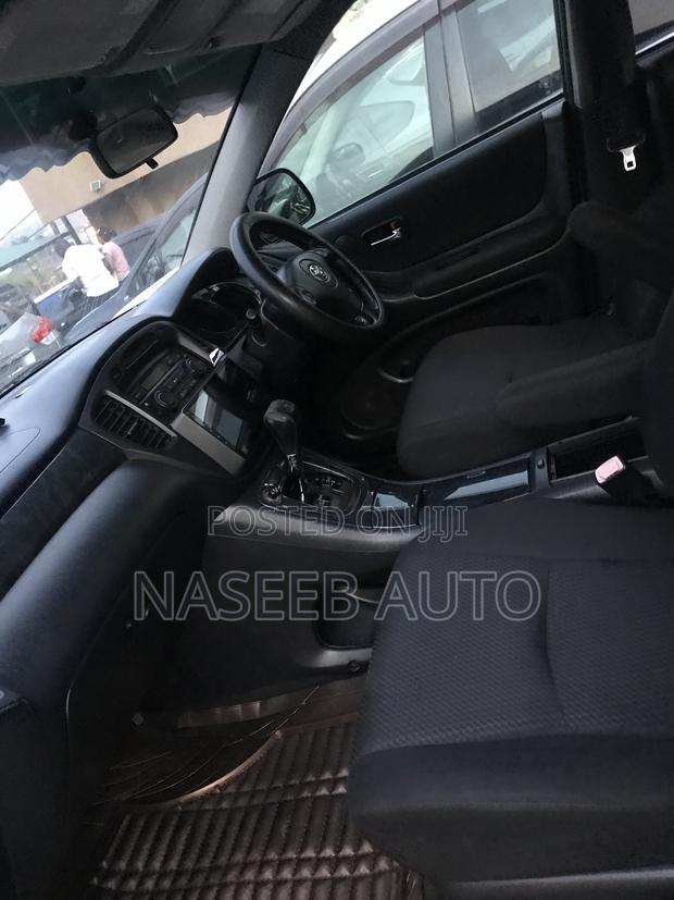 Toyota Kluger 2007 Black