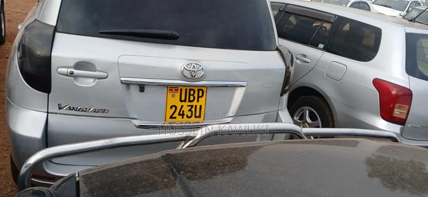 Toyota Vanguard 2007 Silver