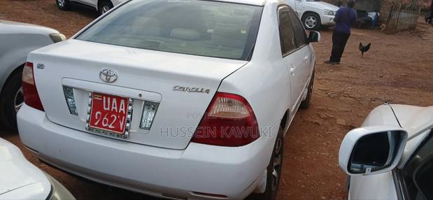 Toyota Corolla II 1999 White