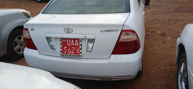 Toyota Corolla II 1999 White