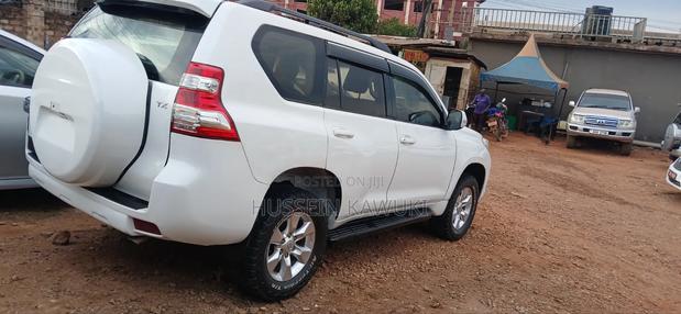 Toyota Land Cruiser Prado 2010 White