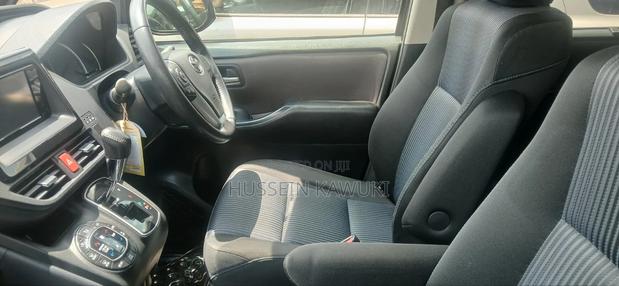 Toyota Noah 2016 Black