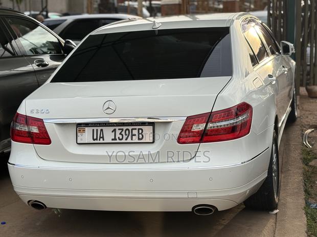 Mercedes-Benz E300 2012 White