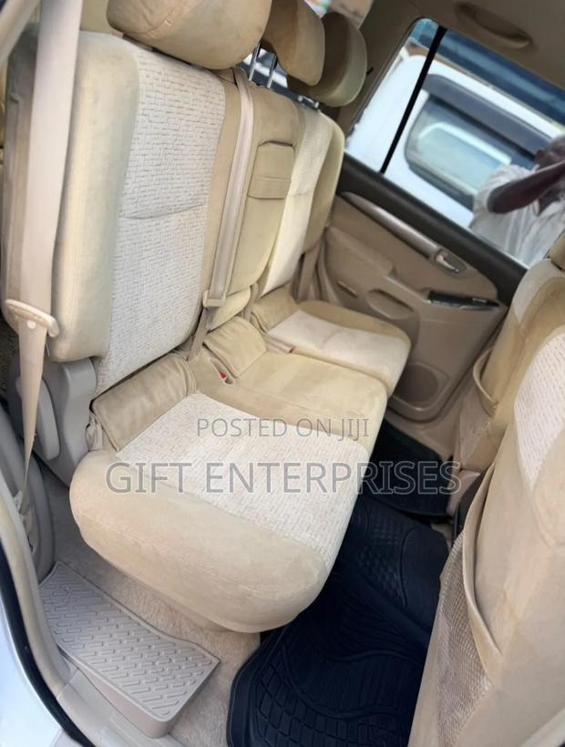 Toyota Land Cruiser Prado 2009 White