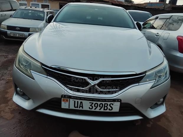 Toyota Mark X 2012 Gray