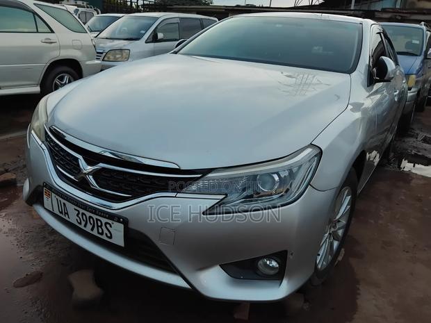 Toyota Mark X 2012 Gray