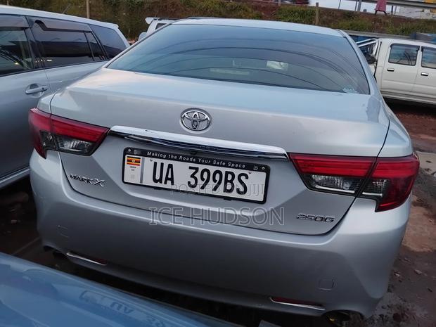 Toyota Mark X 2012 Gray