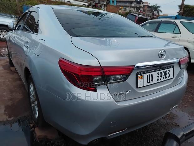 Toyota Mark X 2012 Gray