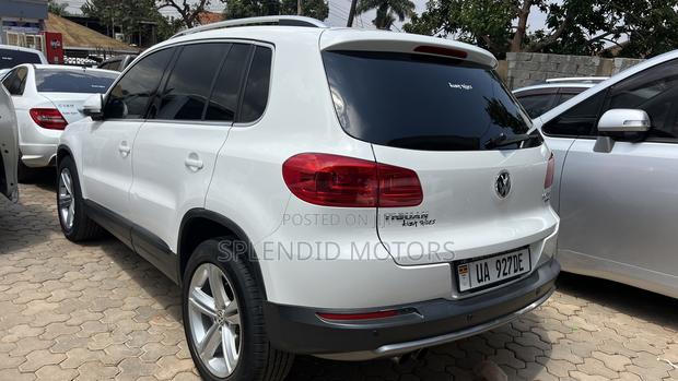 Volkswagen Tiguan 2012 White