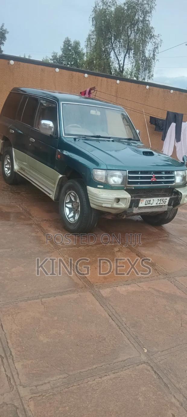 Mitsubishi Pajero Junior 1998 Green