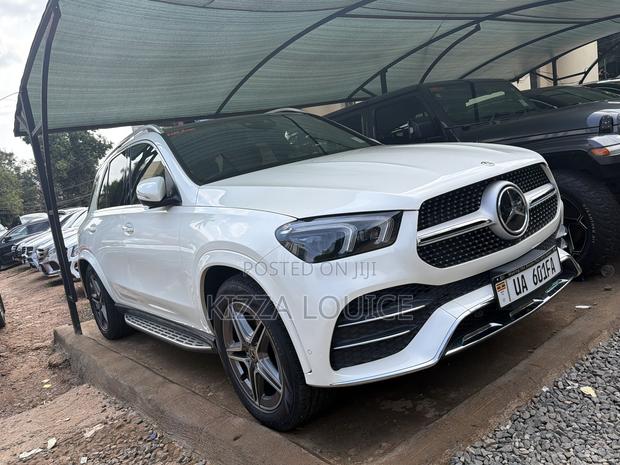 Mercedes-Benz GLE-Class 2022 White