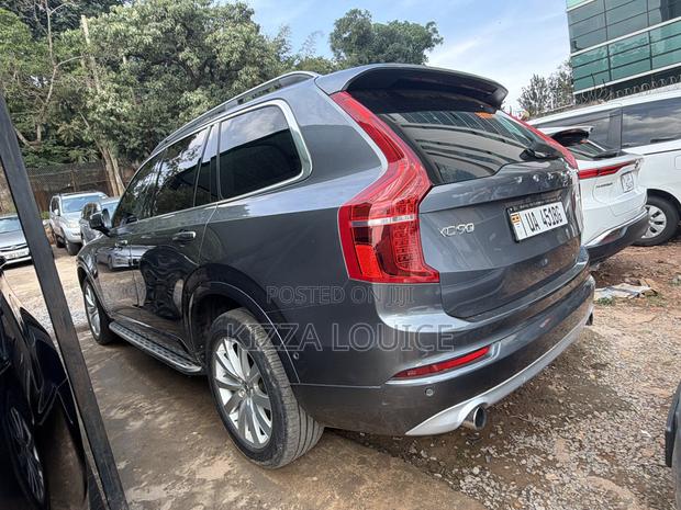 Volvo XC90 2019 Gray