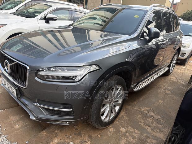 Volvo XC90 2019 Gray