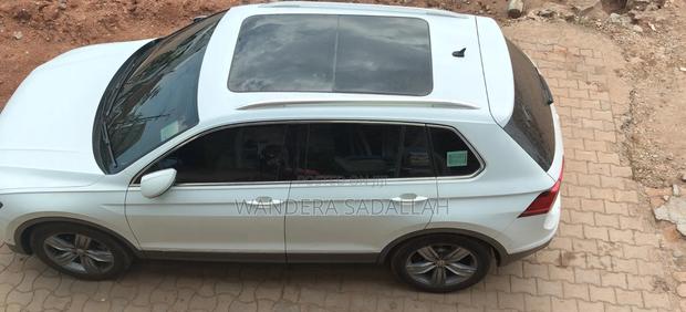 Volkswagen Tiguan 2.0T SEL AWD 4MOTION 2017 Pearl