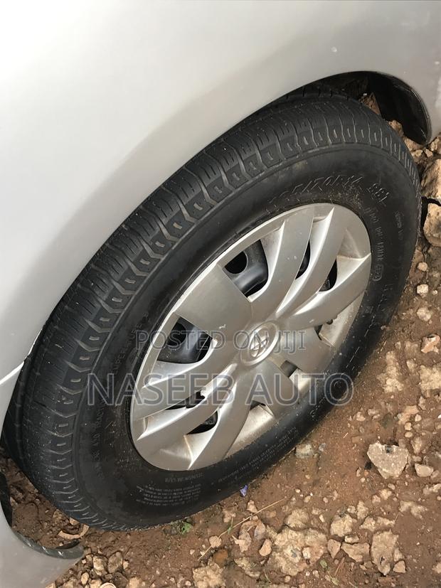 Toyota Belta 2008 Silver