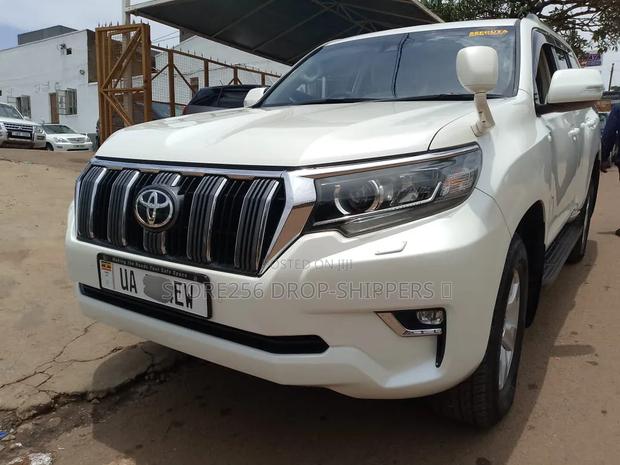 Toyota Land Cruiser Prado 2.8 2018 White