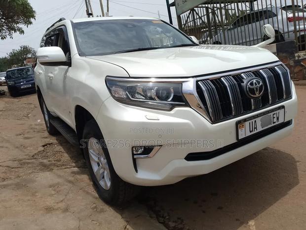 Toyota Land Cruiser Prado 2.8 2018 White