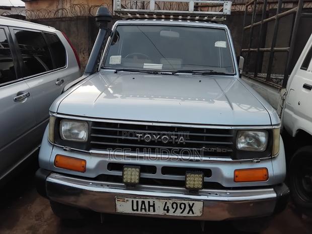 Toyota Land Cruiser Prado 1998 Gray