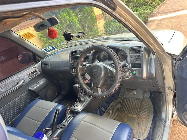 Toyota RAV4 2001 Silver