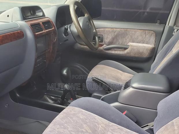 Toyota Land Cruiser Prado 2002 Silver