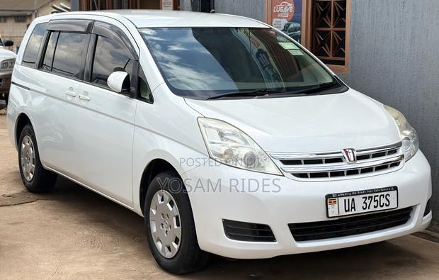 Toyota ISIS 1.8 G 2WD 2012 White