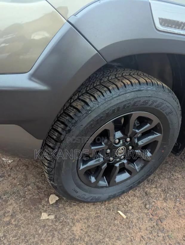 Toyota Hilux Revo Double Cab Deisel 2.8 AWD 2018 Green