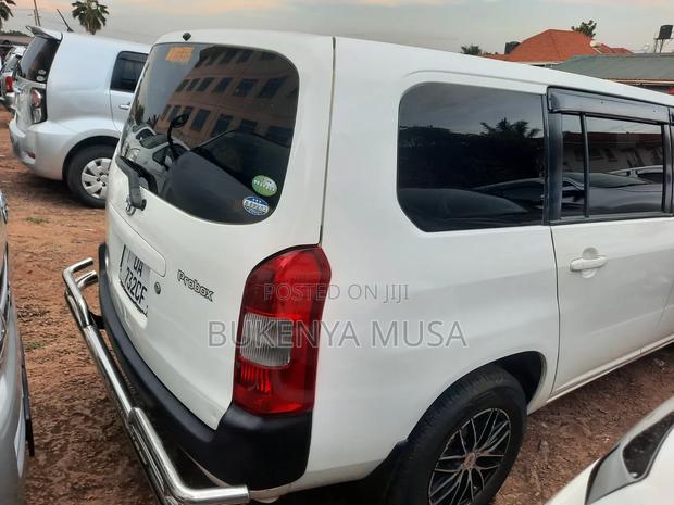 Toyota Probox 2004 Silver